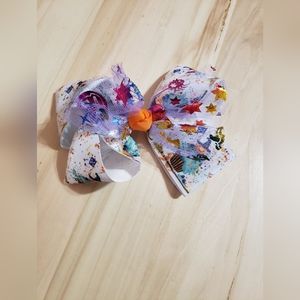 Girls Fashion Big Halloween Bows 3 X $15